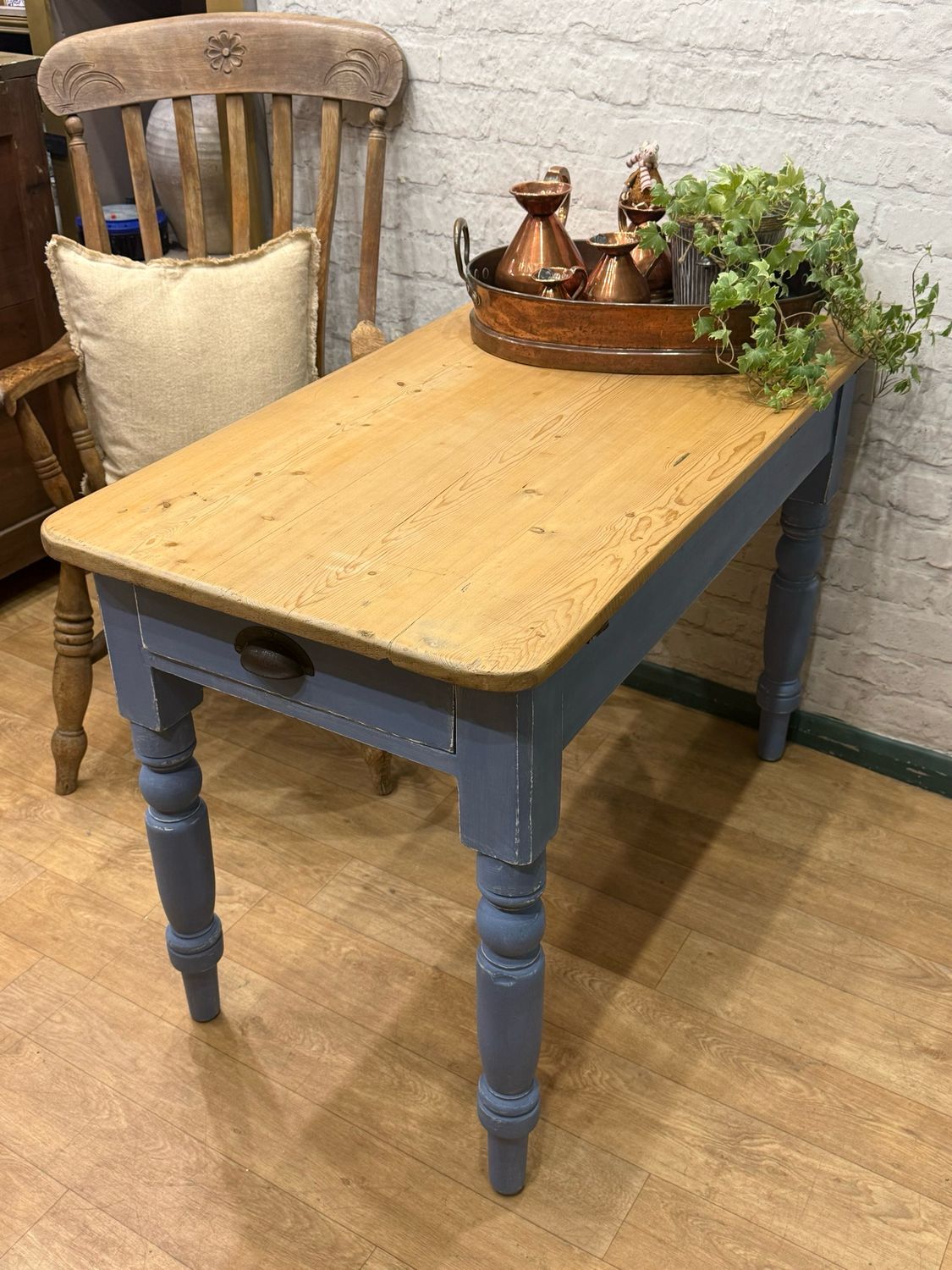 Antique Pine Farmhouse Kitchen / Dining Table