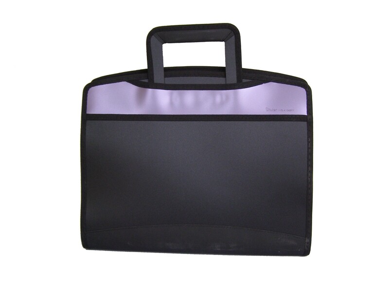 RSC SHUTER A4  PORTFOLIO W/HANDLE A1368Y