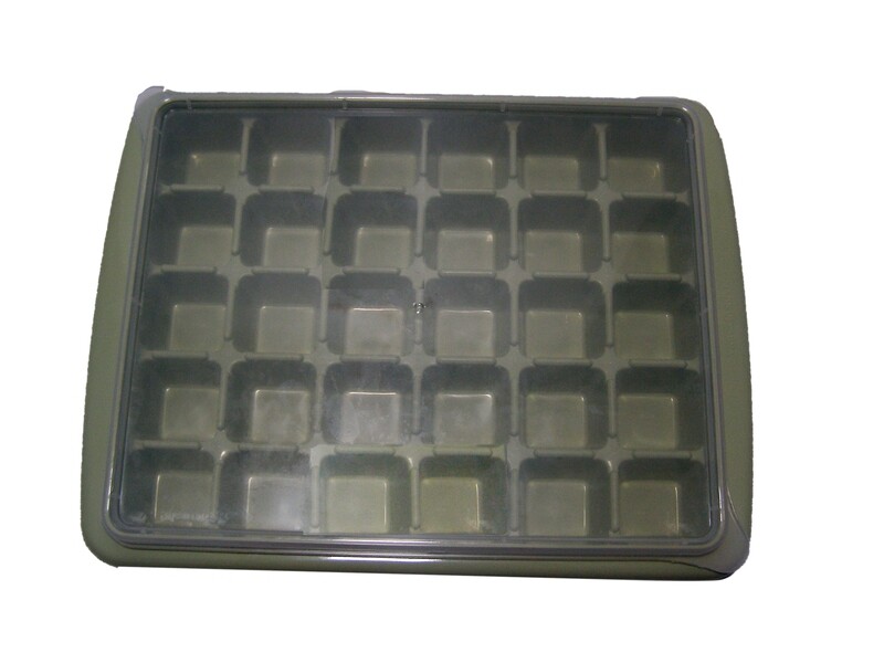 RSC 30 ICE CUBE TRAY LARGE W/COVER P18-612