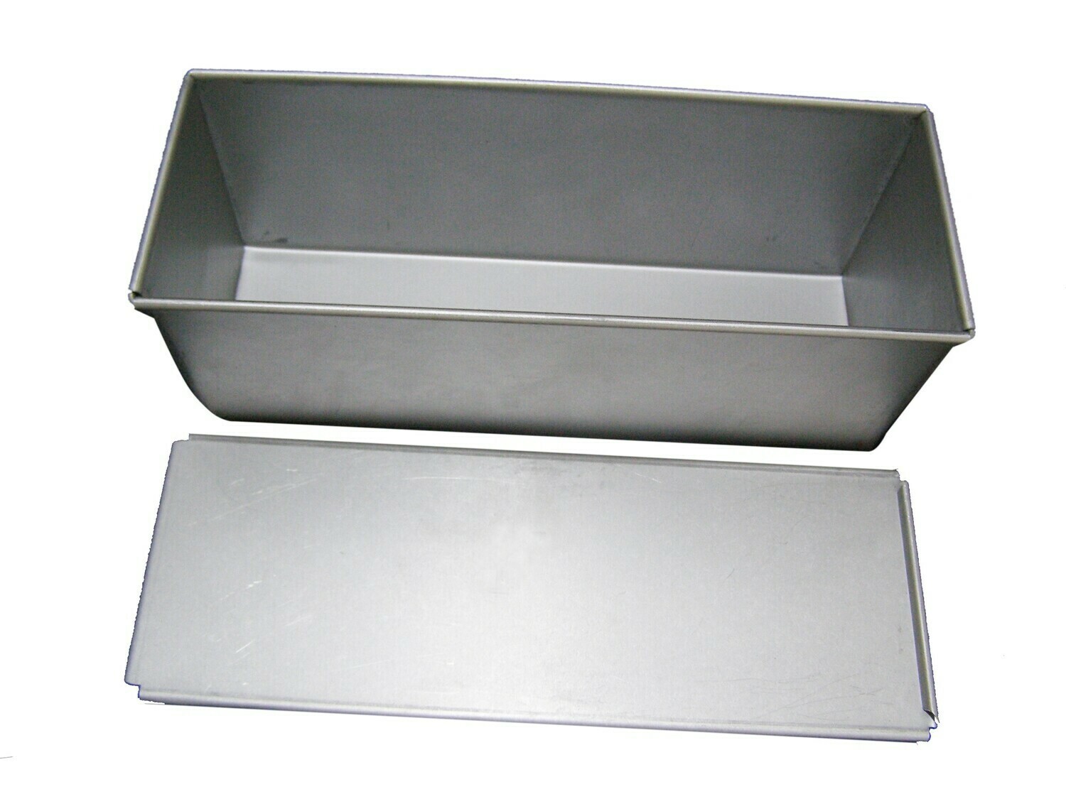 RSC 600GRM ALU BREAD MOULD W/COVER P18-476