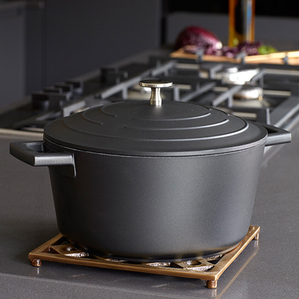 Paternal Cookware Cookware