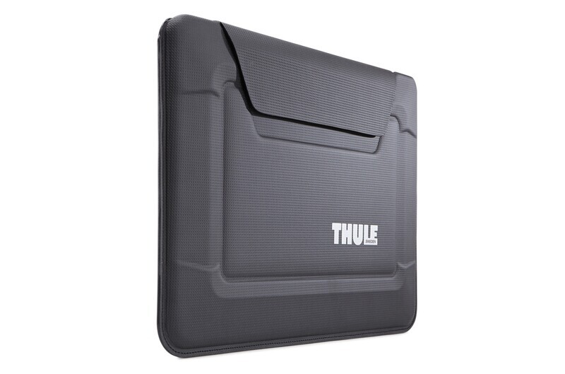 THULE TGEE2251 13" MACBOOK AIR ENVELOPE SLEEVE-BLK