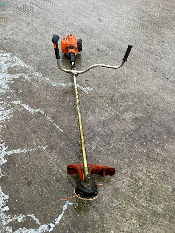 Stihl FS 70C Petrol Strimmer