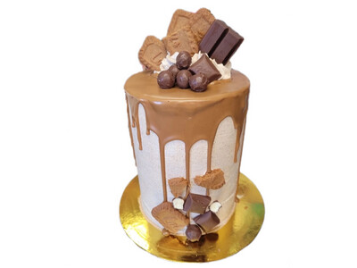 Biscoff drip cake