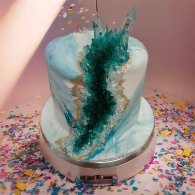 March 15th Geode cake class