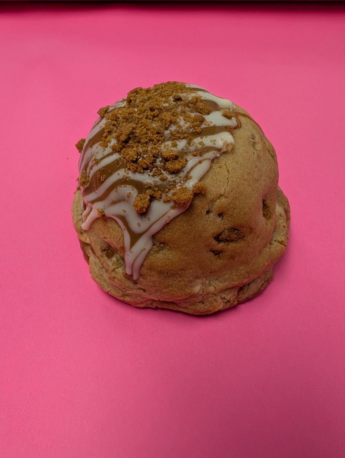 Biscoff Stuffed Cookie