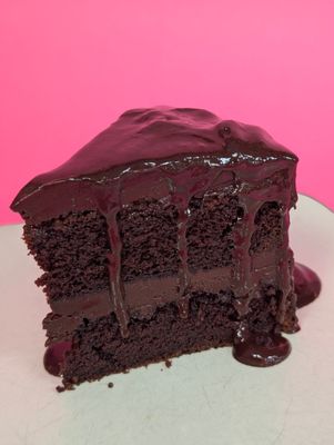 Hot chocolate fudge cake slice