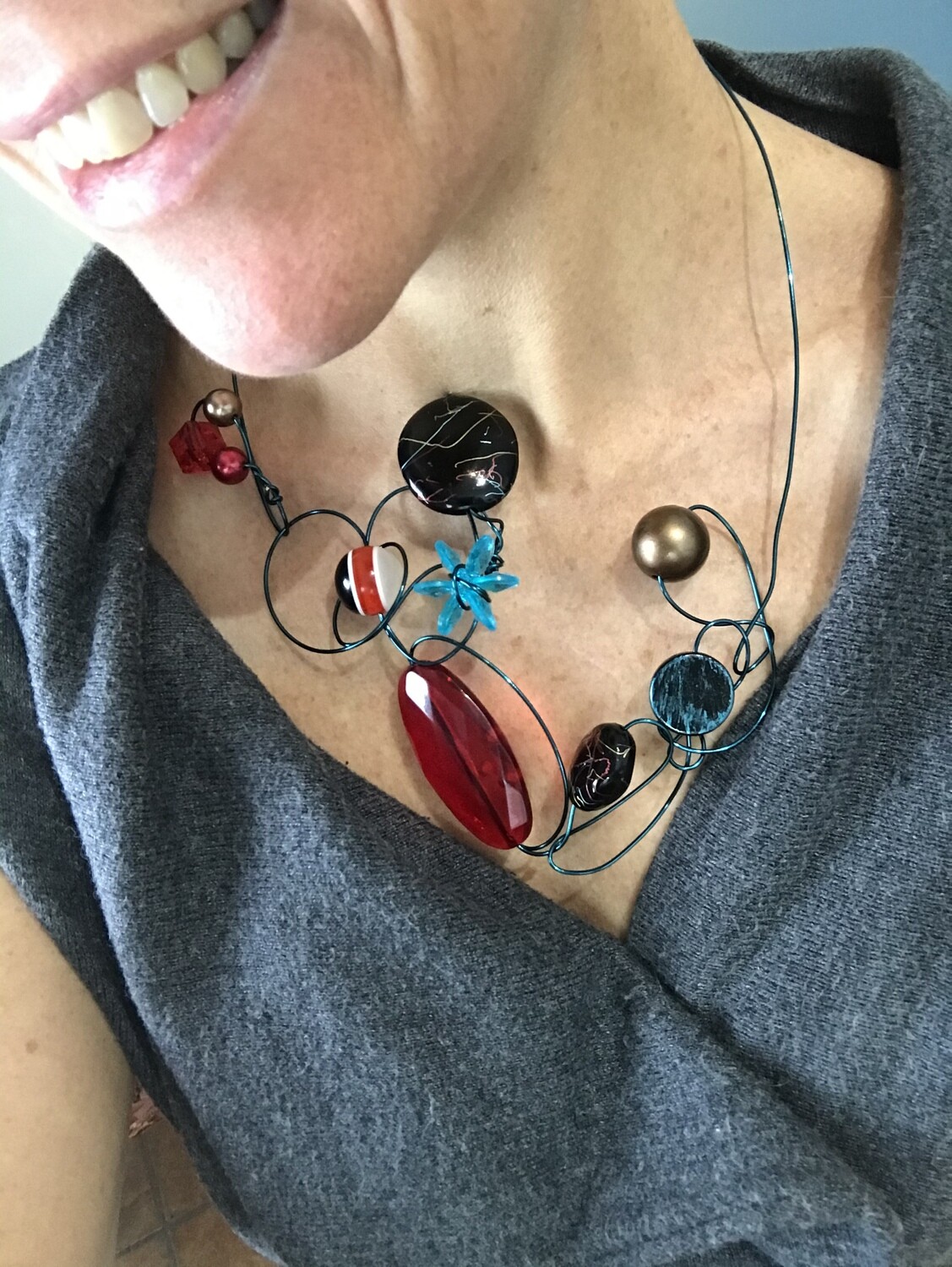 COLLIER CONTEMPORAIN