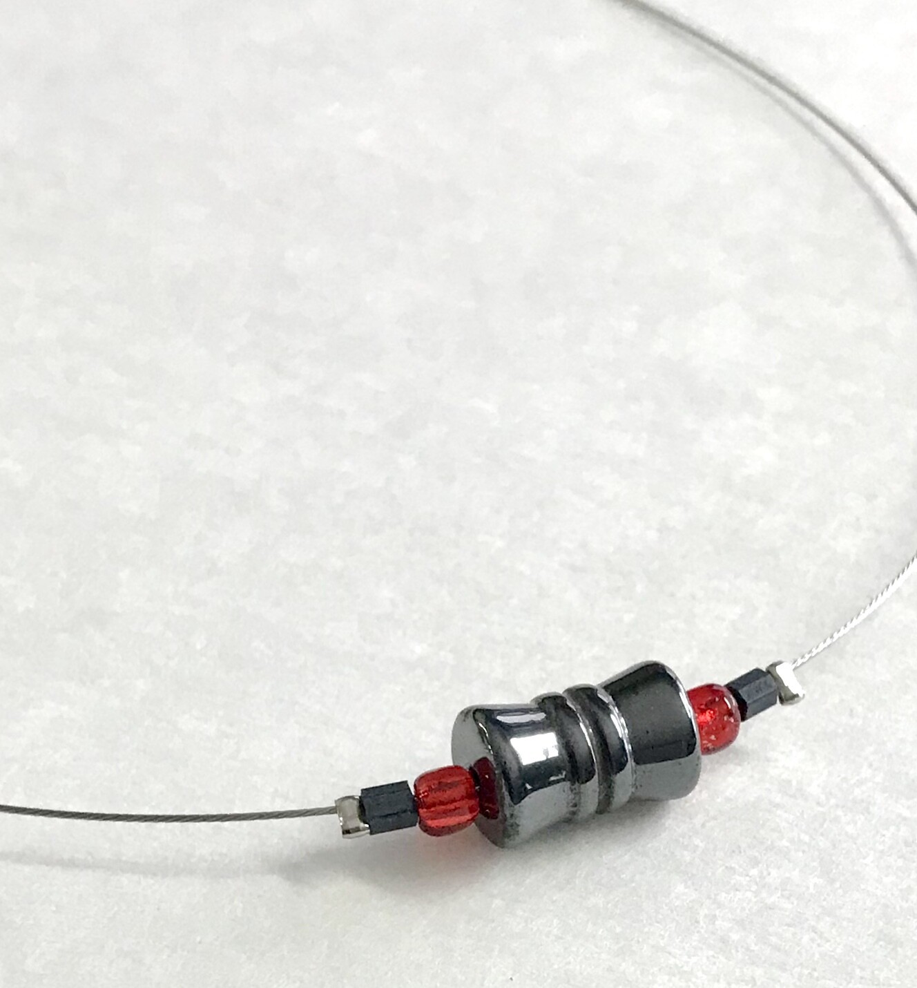 COLLIER ROUGE HÉMATITE