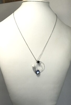 COLLIER PORTE-BONHEUR MIX GRIS BLANC NOIR