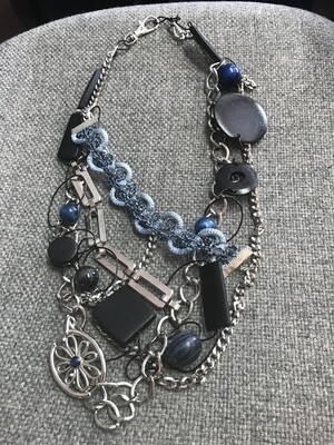 COLLIER RUBAN BLEU