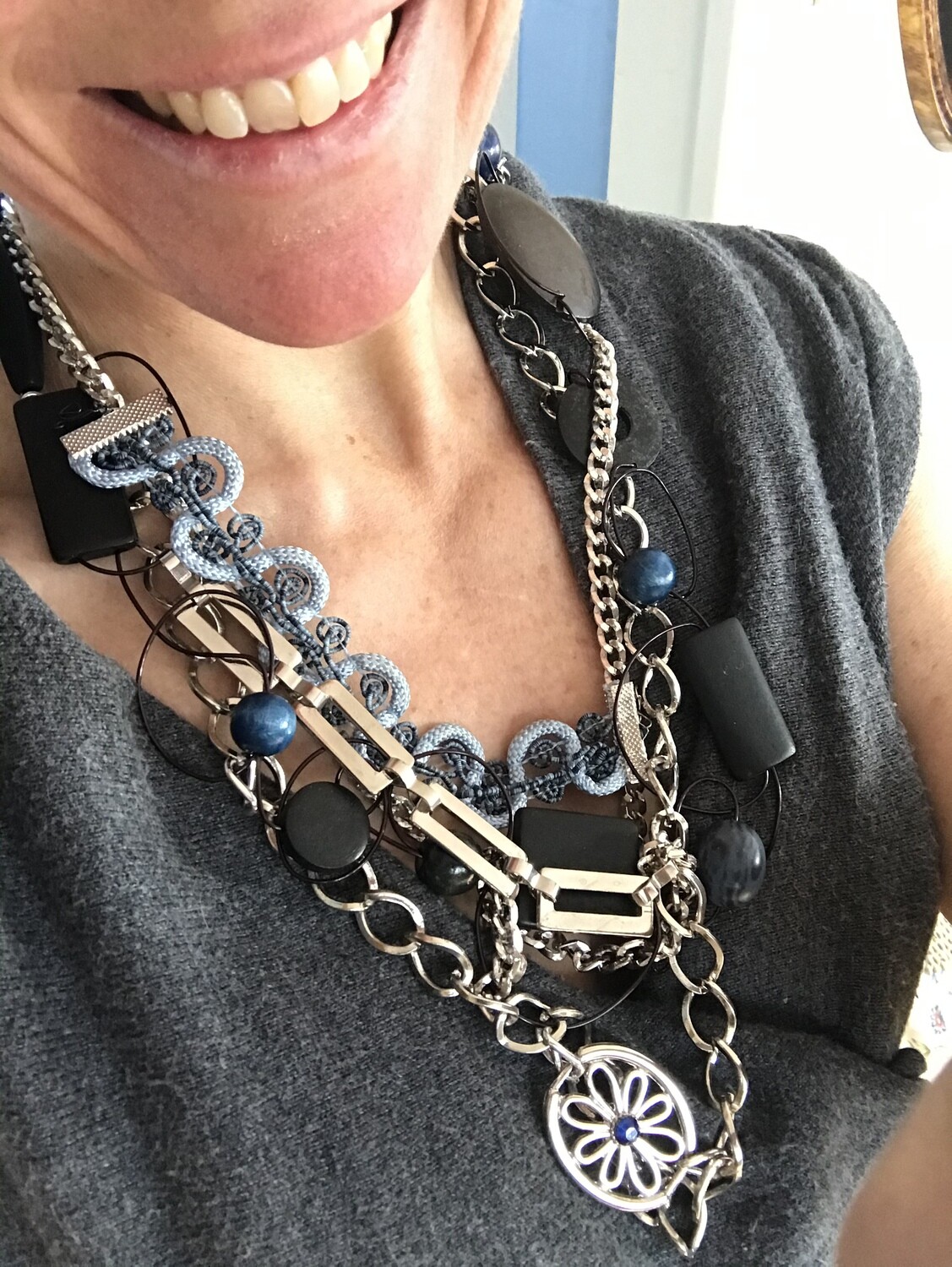 COLLIER RUBAN BLEU