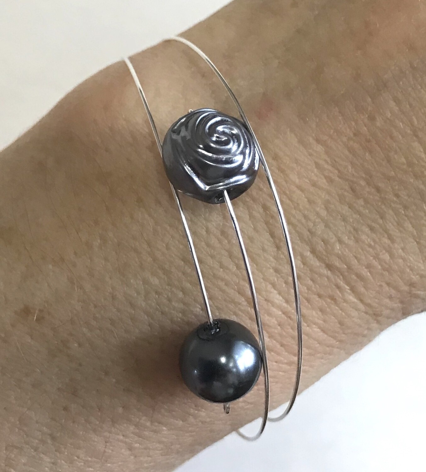 BRACELET FLEUR HÉMATITE