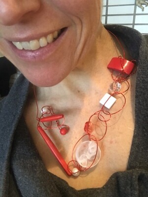 COLLIER BLANCO ROUGE