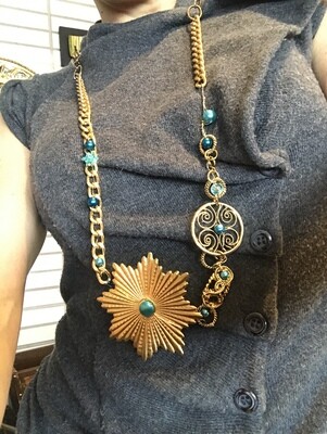COLLIER L’ÉTOILE D’OR