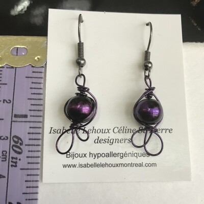 BOUCLES D’OREILLES PERLES MAUVE