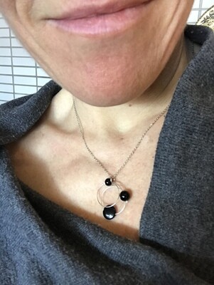 COLLIER PORTE-BONHEUR NOIR