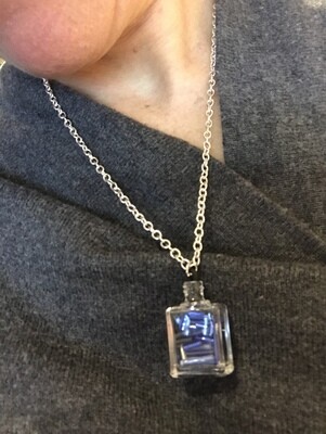 COLLIER BLUE GLASS