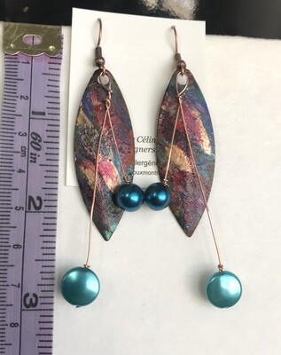 BOUCLES D’OREILLES PEINTES À  LA MAIN COLORIAGE