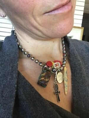 COLLIER CROIX FANTAISIE