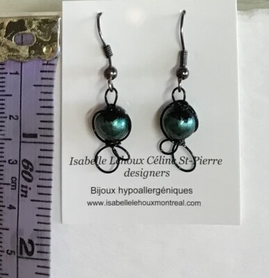 BOUCLES D’OREILLES FANTAISIE VERT EMERAUDE