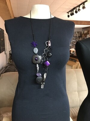 COLLIER COURAGE MAUVE