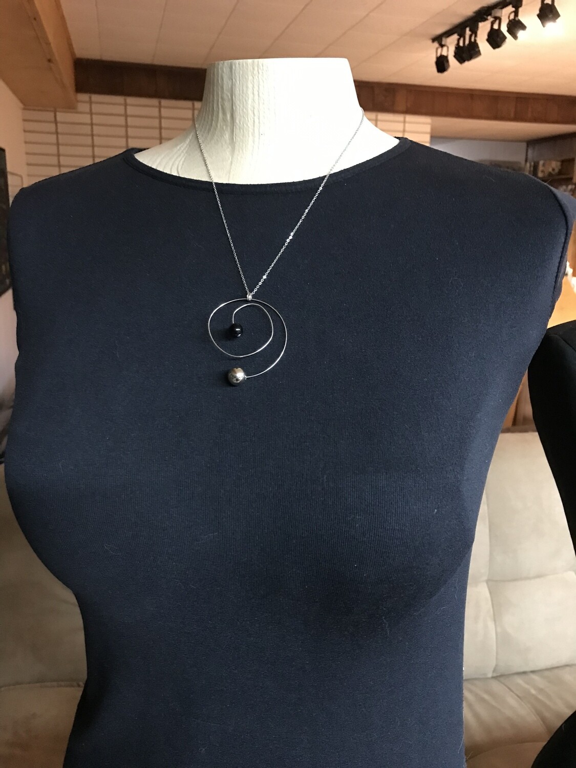 COLLIER SPIRALE PERLES