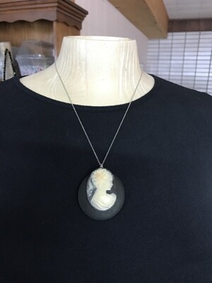 COLLIER CAMÉE
