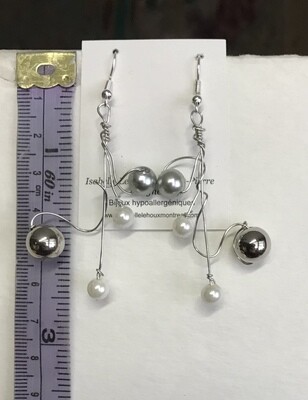 BOUCLES D’OREILLES QUATRO