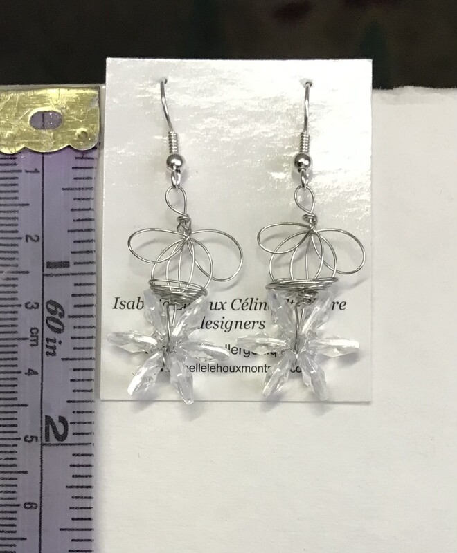 BOUCLES D’OREILLES ÉTOILES CLAIRES