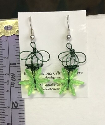 BOUCLES D’OREILLES ÉTOILES VERTES