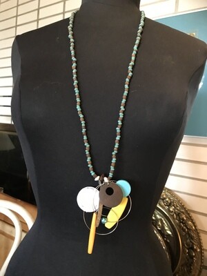 COLLIER BOIS BLEU DE FANTAISIE