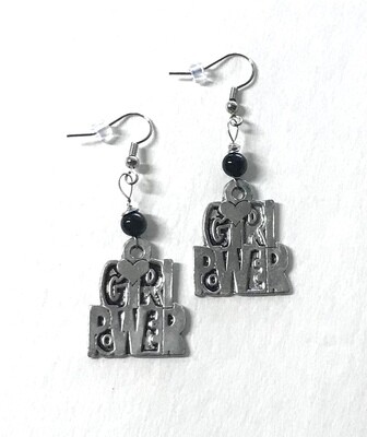 BOUCLES D’OREILLES GIRL POWER