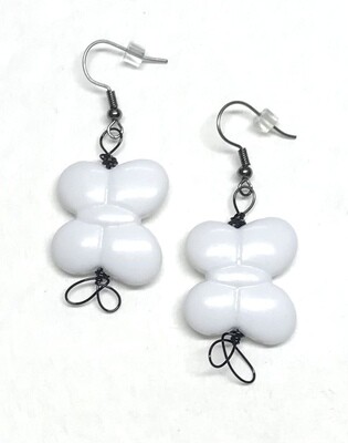 BOUCLES D’OREILLES PAPILLONS BLANCS