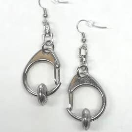 BOUCLES D’OREILLES MENOTTES