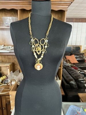 COLLIER CAMÉE DORÉ
