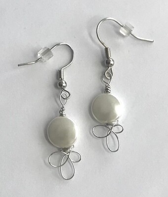 BOUCLES D’OREILLES PASTILLES BLANCHES