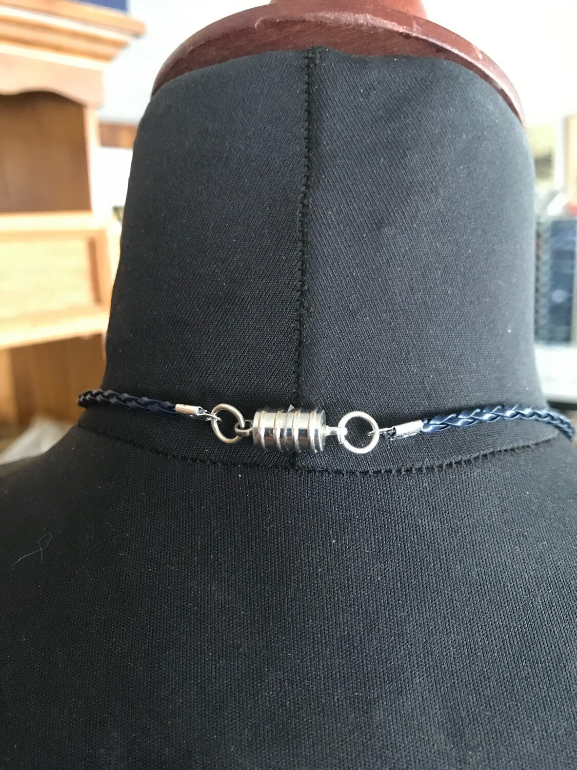 COLLIER CARRÉ BLEU