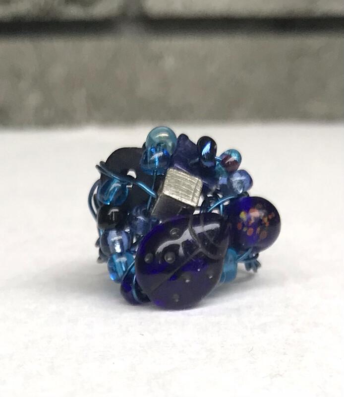 BAGUE COCCINELLE BLEU 