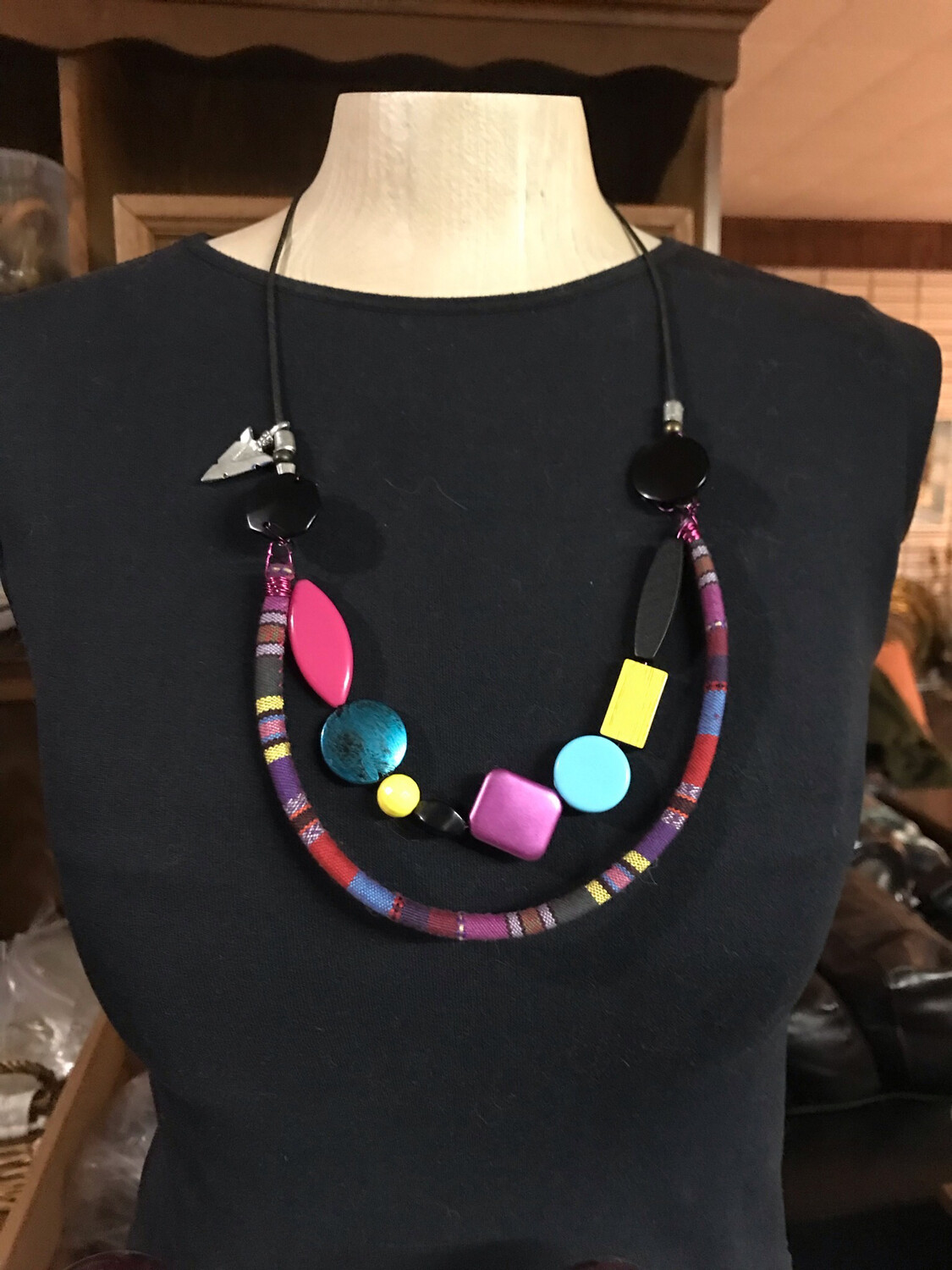 COLLIER CORDON COLORÉ 
