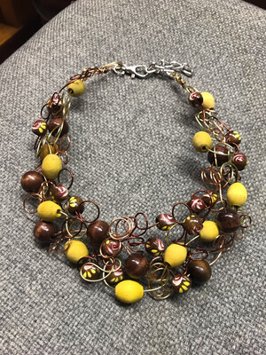 COLLIER ROYAL JAUNE BOISÉ