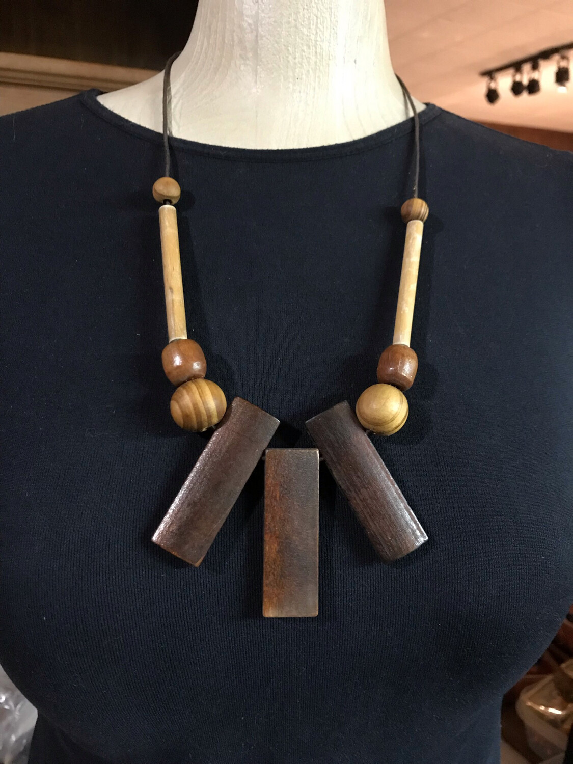 COLLIER BOIS D’INSPIRATION NATURE