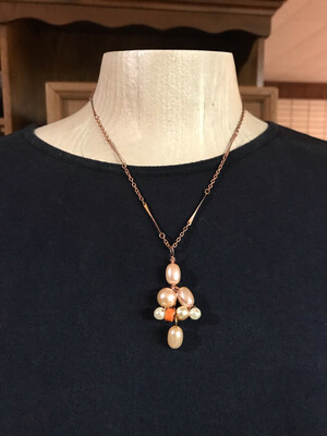 COLLIER MÉDAILLON ARTISTIQUE PÊCHE FUZZY