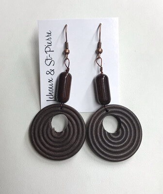 BOUCLES D’OREILLES CERCLES DE BOIS BRUN 