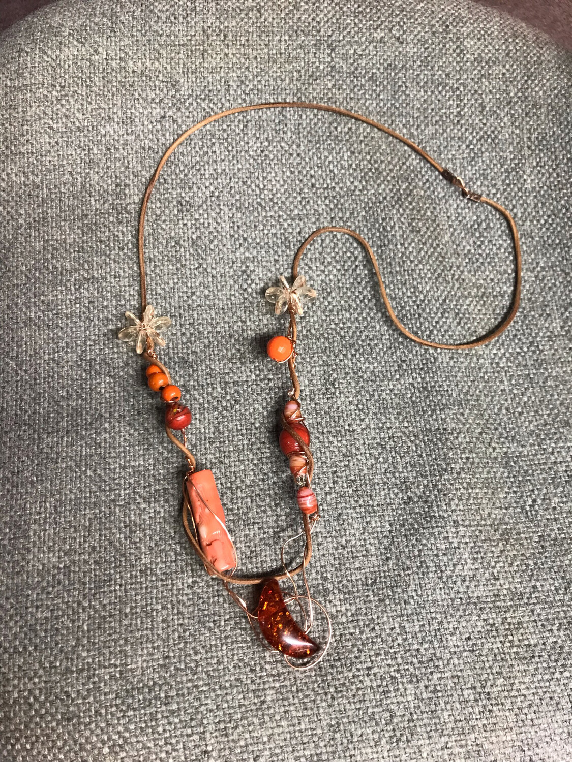 COLLIER CORAIL ET QUARTIER DE LUNE
