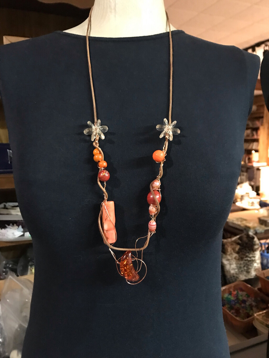 COLLIER CORAIL ET QUARTIER DE LUNE