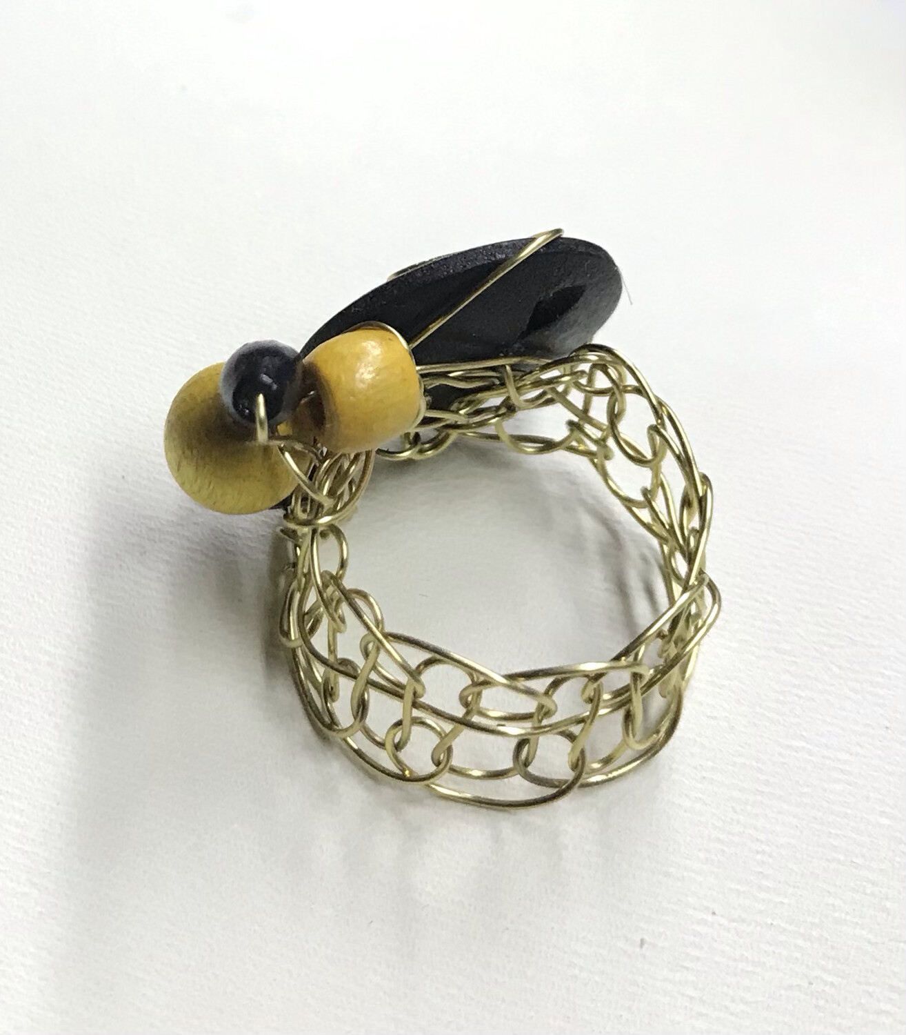 BAGUE ZEN BOIS JAUNE ET NOIR 