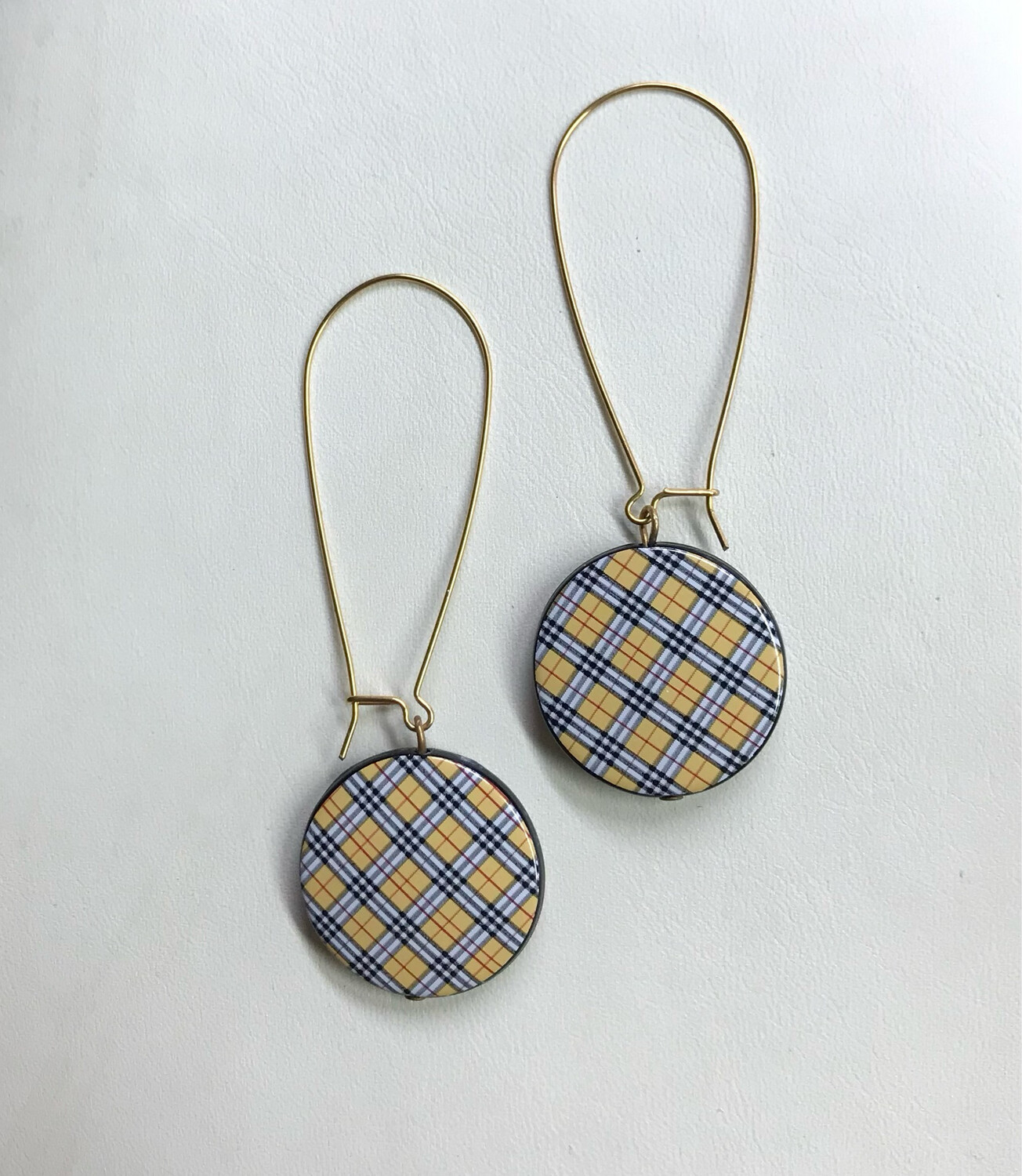 BOUCLES D’OREILLES PASTILLES À CARREAUX