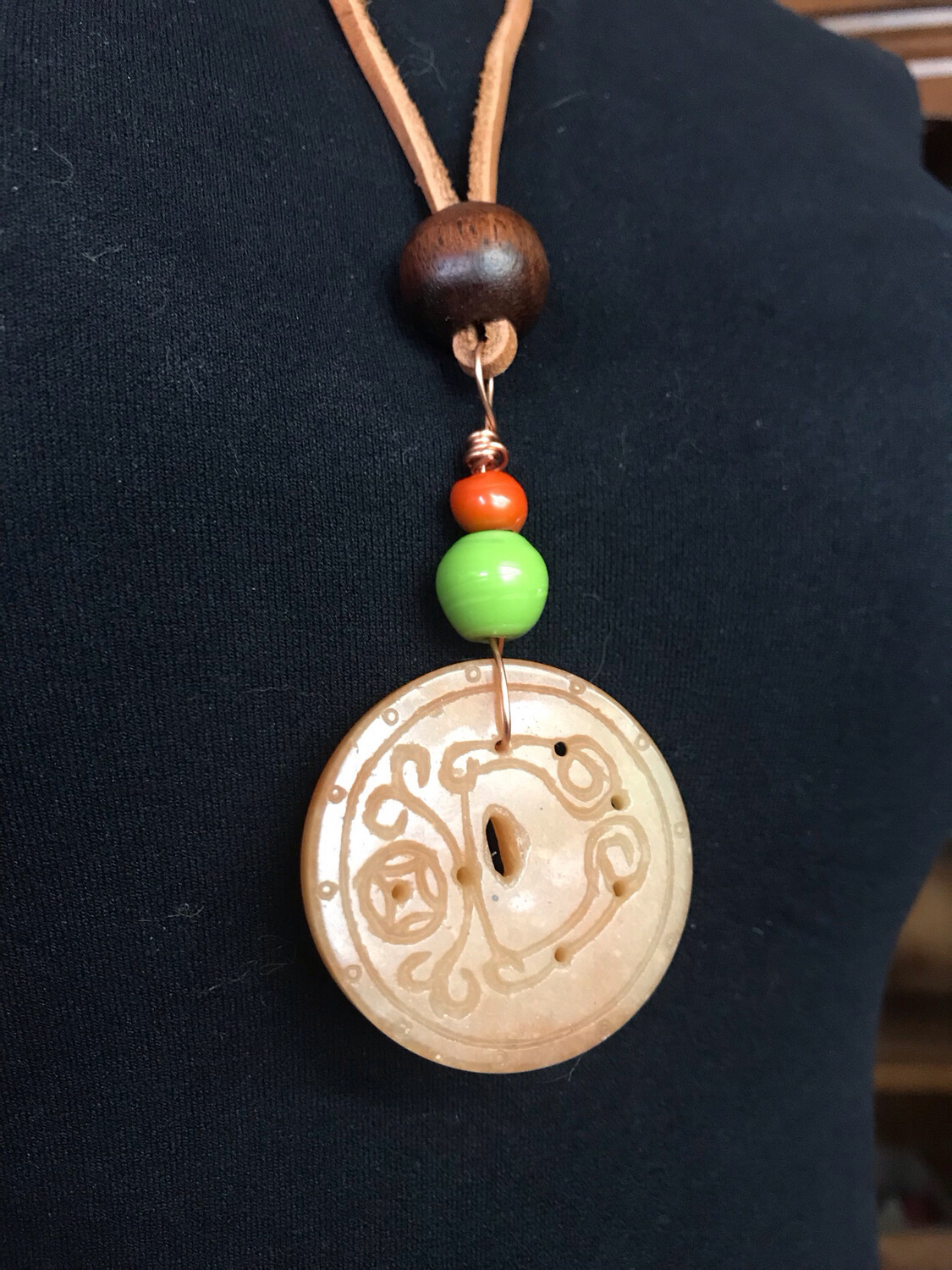 COLLIER PIERRE MÉDITATIVE