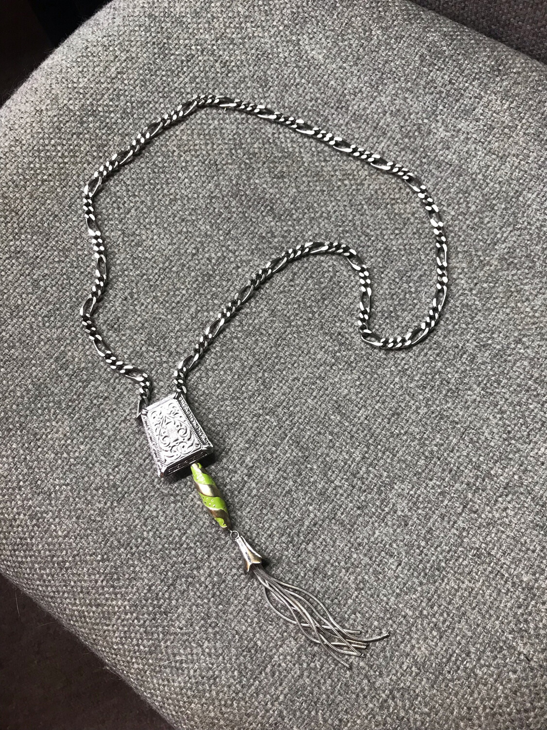 COLLIER PENDENTIF INSPIRÉ